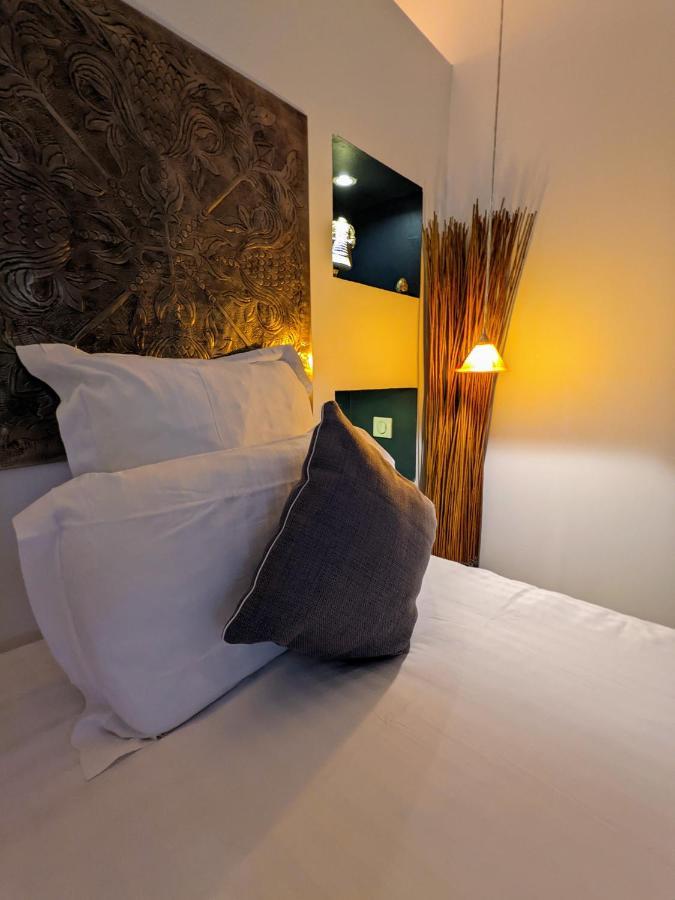 ช็องบร์ โดต ลา ฟิลาตูร์ Bed & Breakfast แซ็ง-ก็องแต็ง ภายนอก รูปภาพ