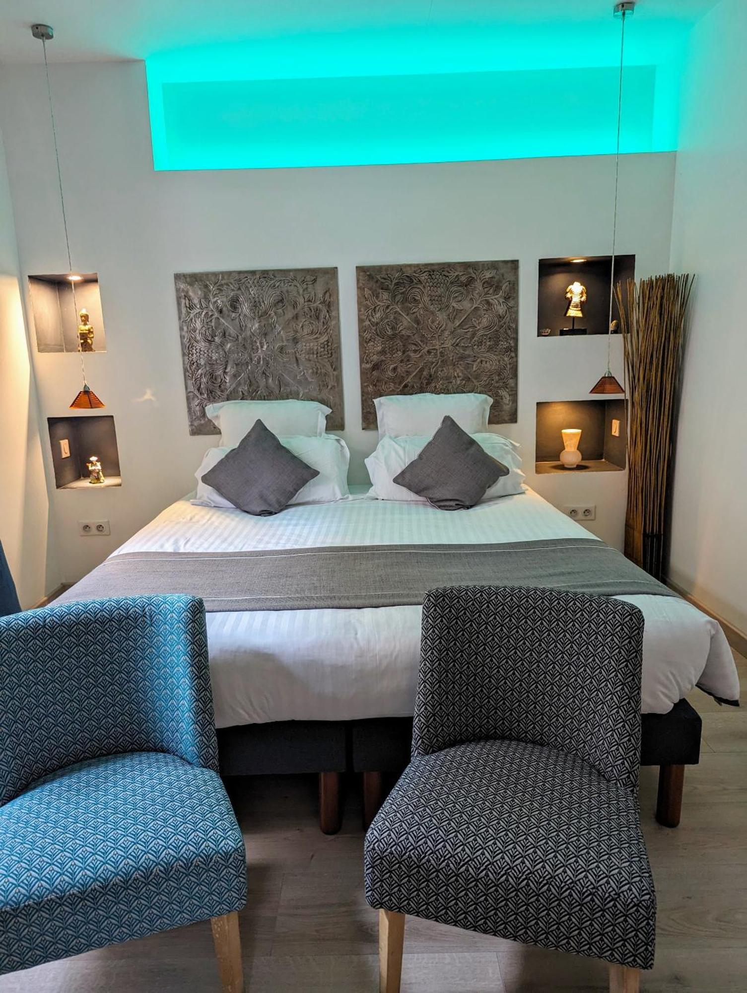 ช็องบร์ โดต ลา ฟิลาตูร์ Bed & Breakfast แซ็ง-ก็องแต็ง ภายนอก รูปภาพ