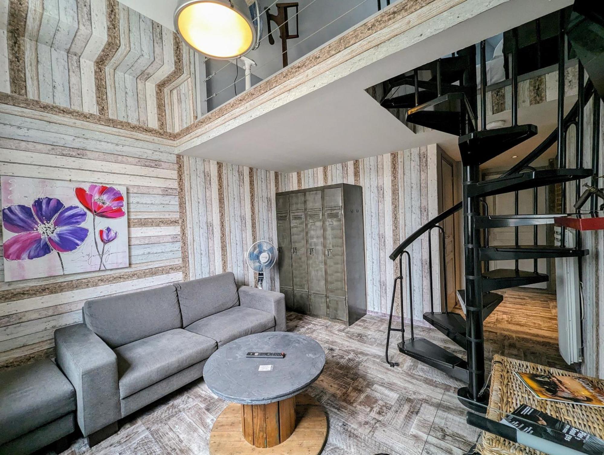 ช็องบร์ โดต ลา ฟิลาตูร์ Bed & Breakfast แซ็ง-ก็องแต็ง ภายนอก รูปภาพ
