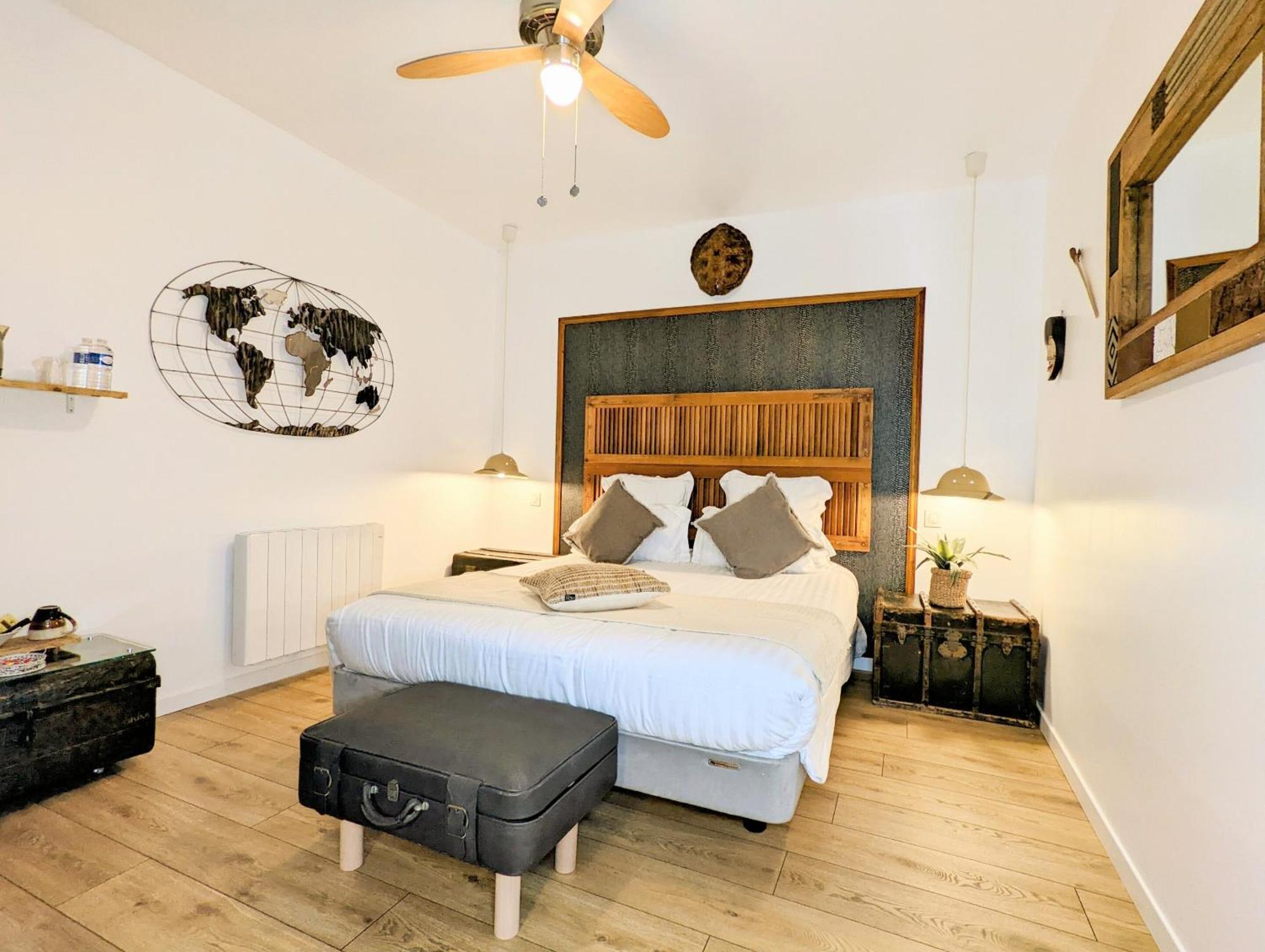 ช็องบร์ โดต ลา ฟิลาตูร์ Bed & Breakfast แซ็ง-ก็องแต็ง ภายนอก รูปภาพ