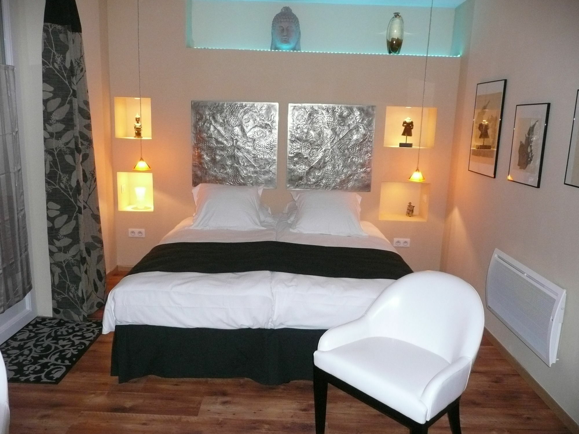 ช็องบร์ โดต ลา ฟิลาตูร์ Bed & Breakfast แซ็ง-ก็องแต็ง ภายนอก รูปภาพ